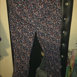 Floral Ankle pants